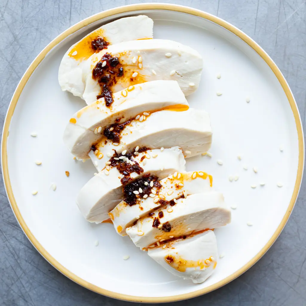 Poached Chicken Breast With Crispy Chilli Oil