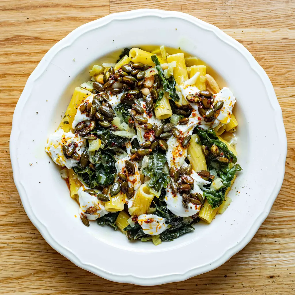 Creamy Beans & Greens Pasta