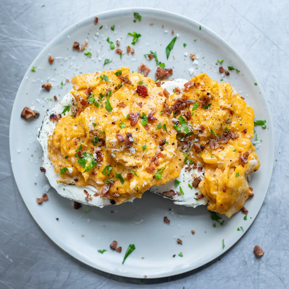 Creamy Parm Egg Bagel with Bacon
