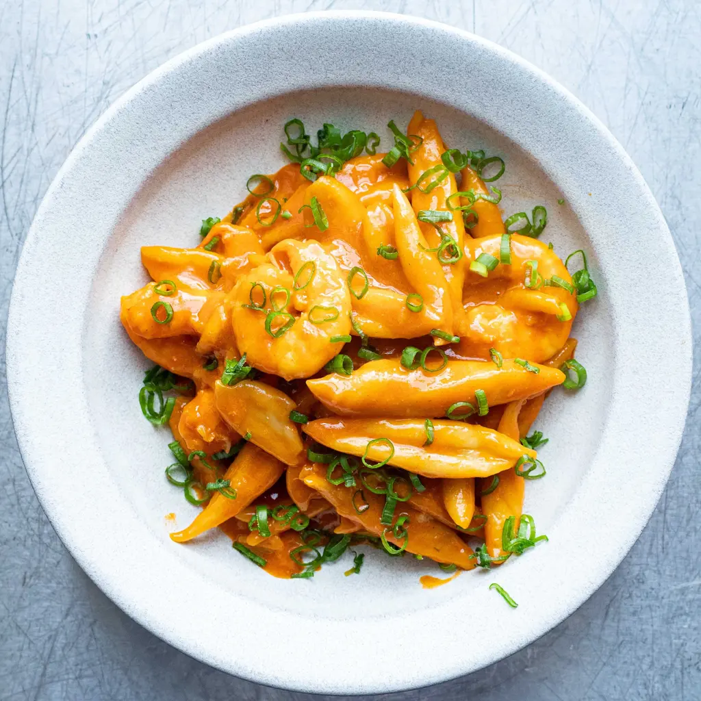 Silky Spicy Prawn Scissor-Cut Noodles