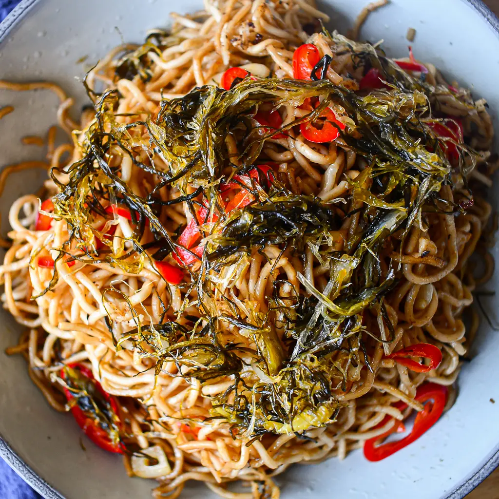 Seema's Crispy Spring Onion Noodles