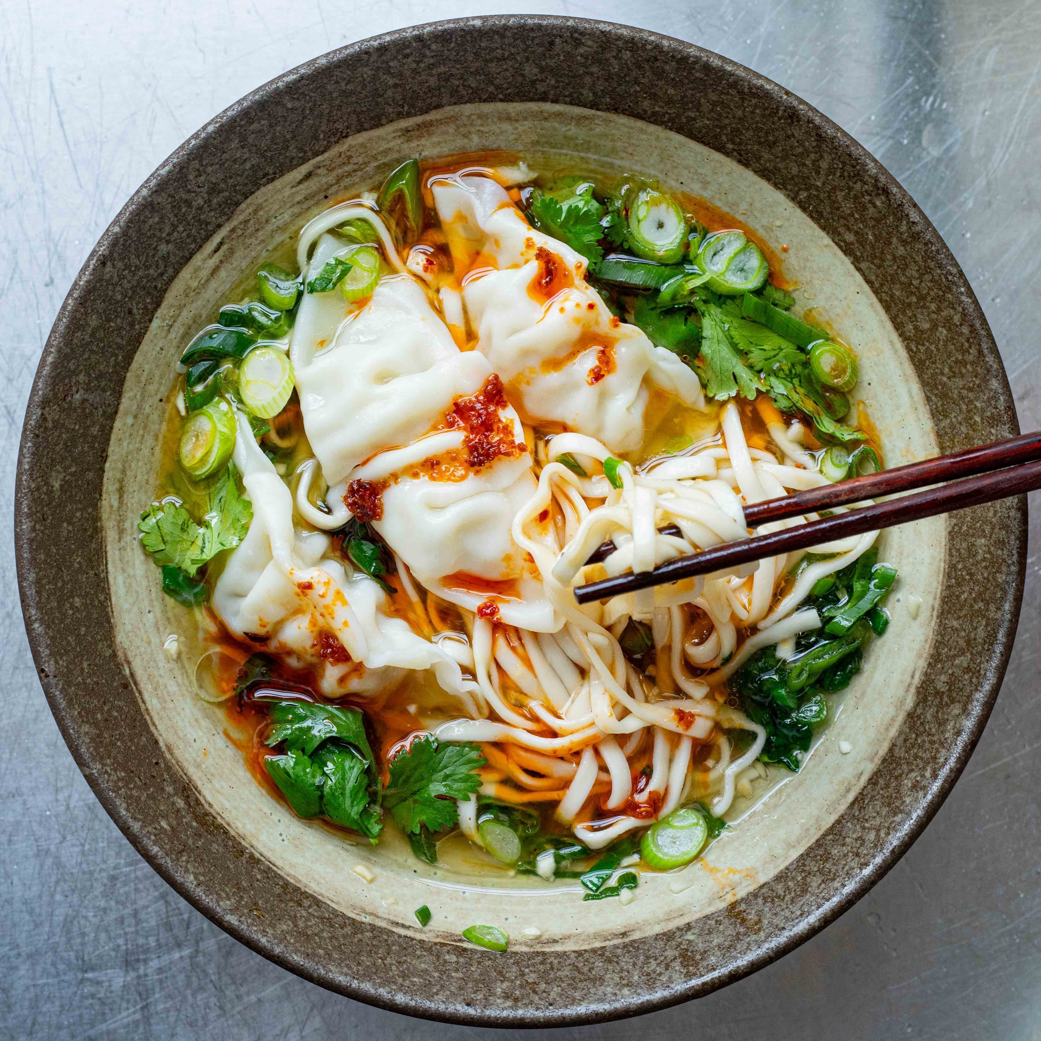 Sizzling Spring Onion Soup