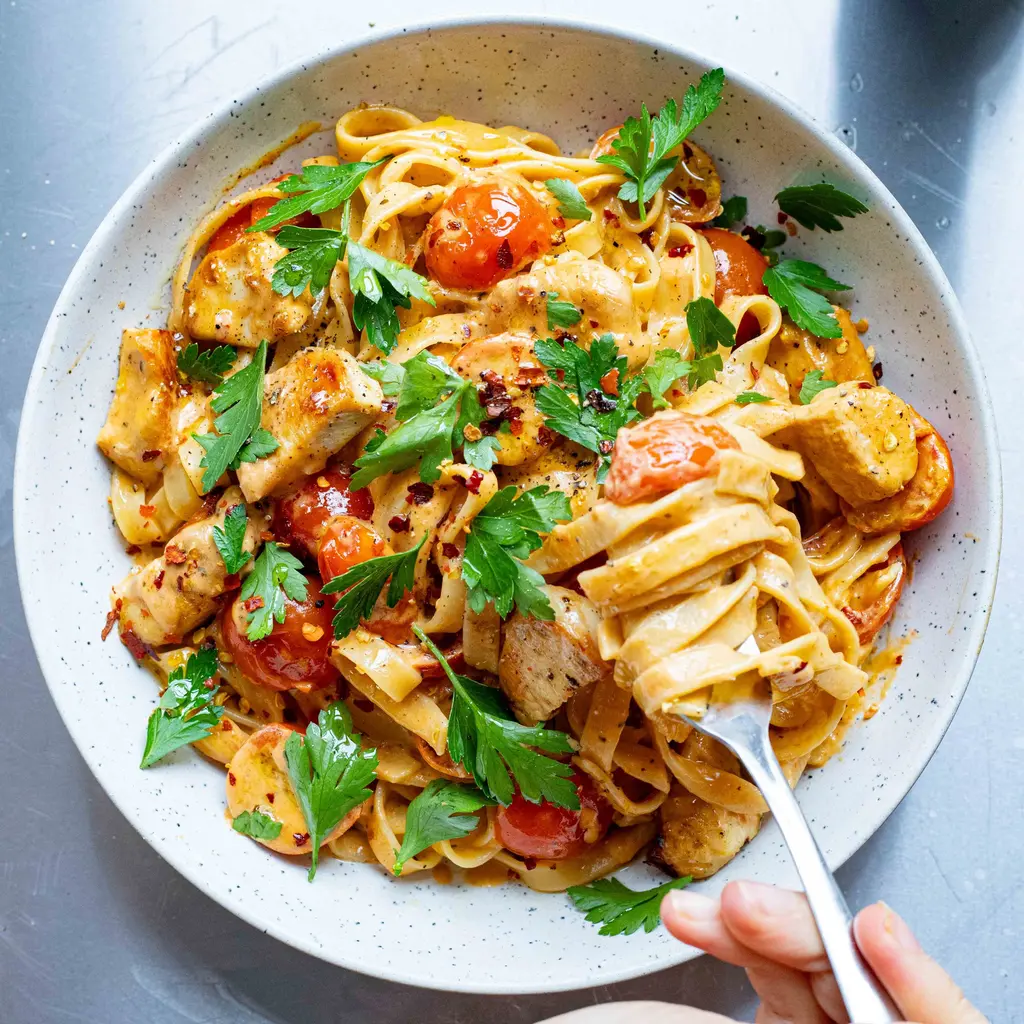 Easy Spicy Chicken Pasta