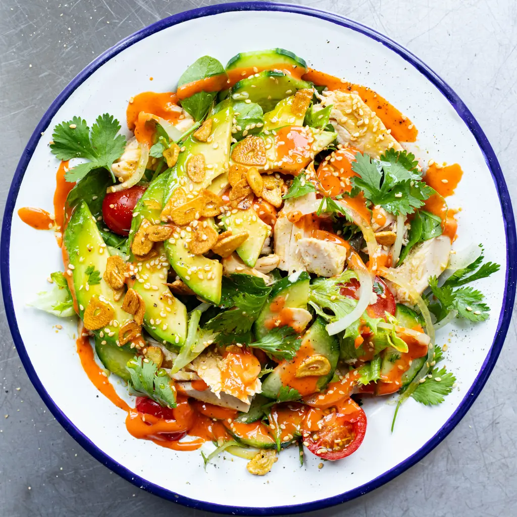 Tuna Tataki Salad with Spicy Mayo & Crispy Garlic