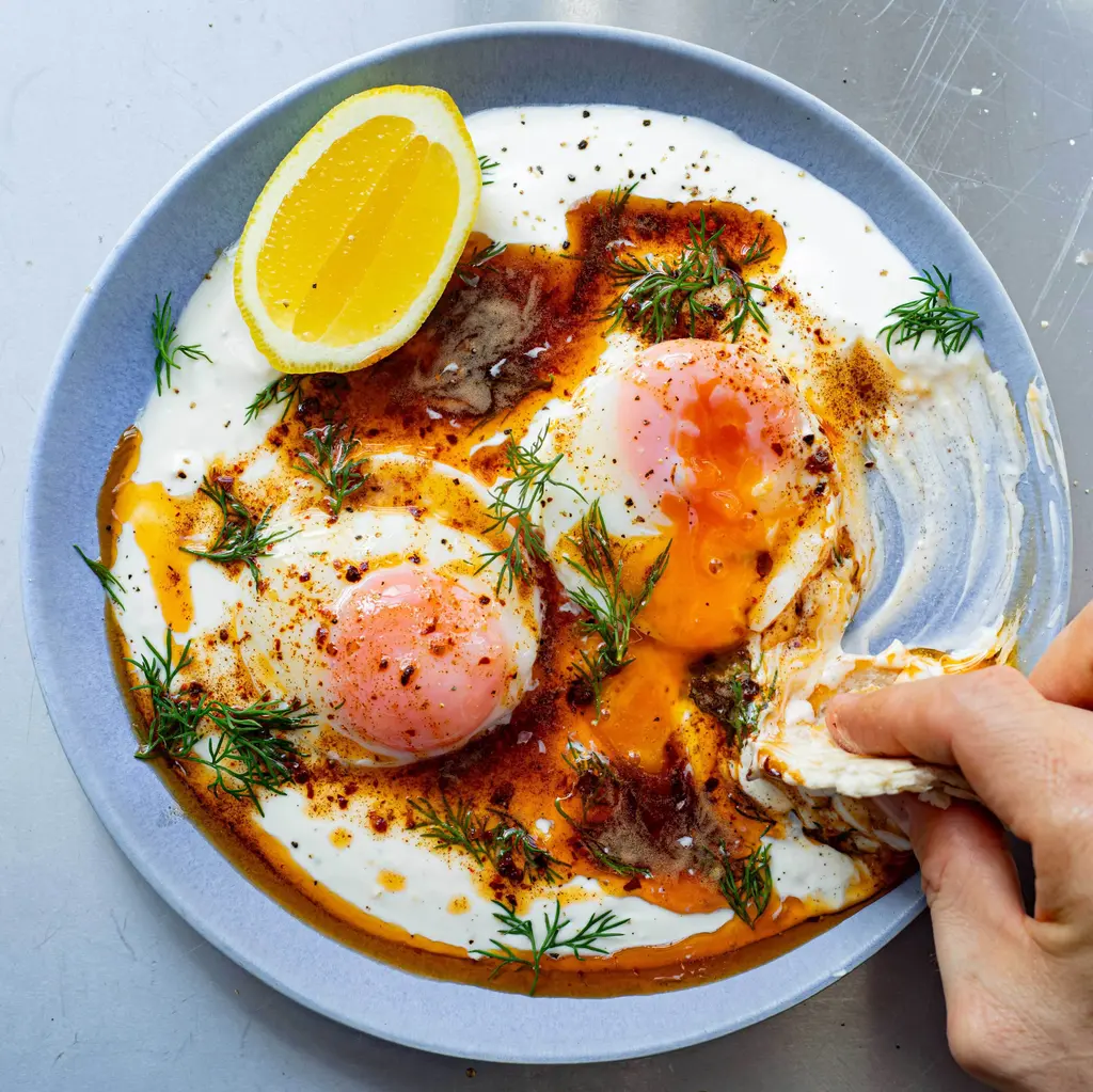 Turkish Air Fryer Poached Eggs Recipe